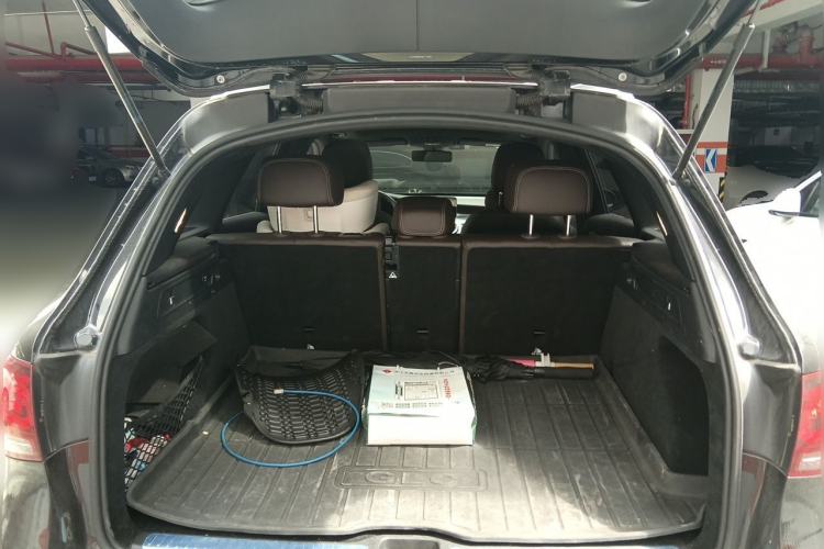 Used Mercedes-Benz GLC 2021 GLC 260 L 4MATIC Dynamic Edition Trunk