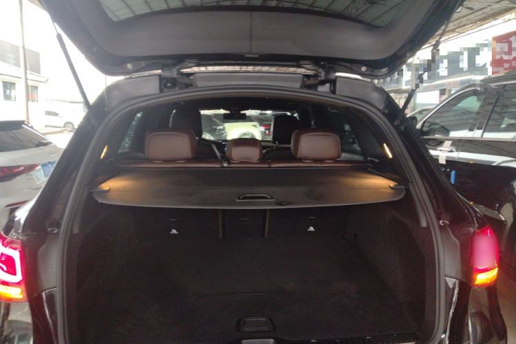 Used Mercedes-Benz GLC 2021 GLC 260 L 4MATIC Dynamic Edition Trunk