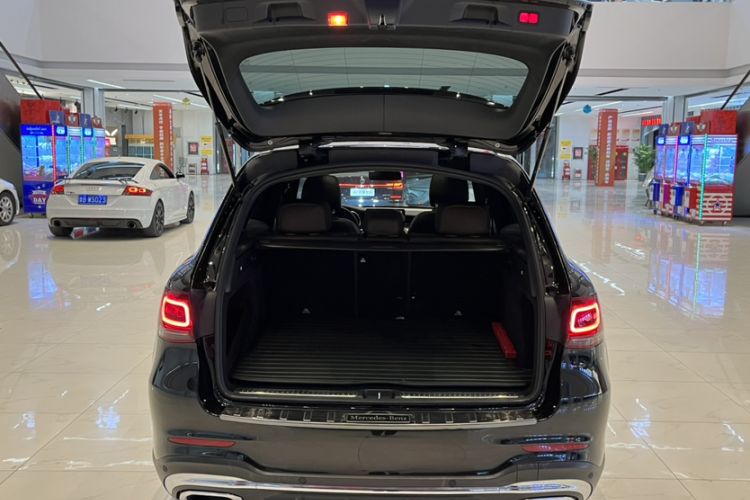 Used Mercedes-Benz GLC 2021 GLC 260 L 4MATIC Luxury Model Trunk