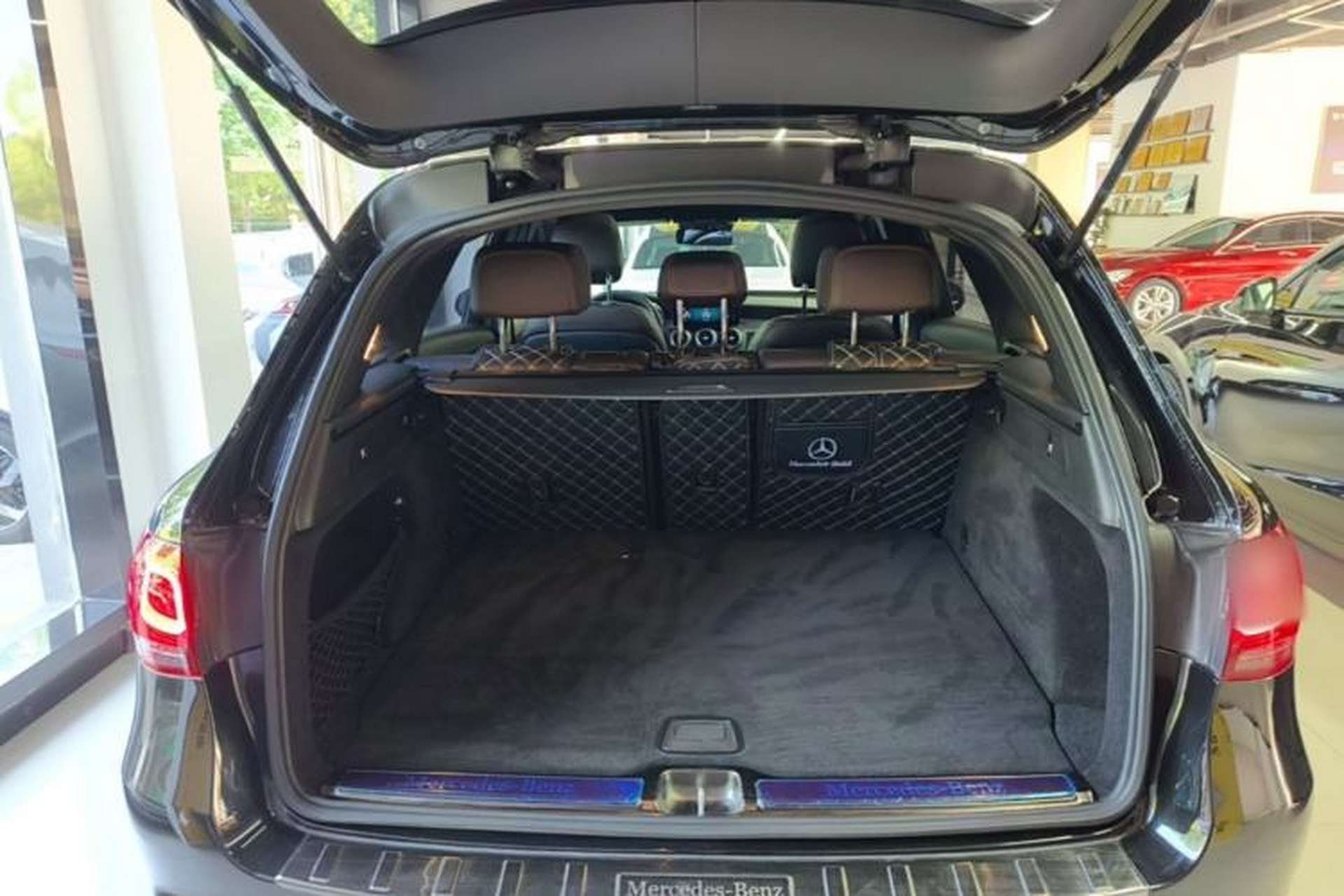 Used Mercedes-Benz GLC 2021 GLC 300 L 4MATIC Dynamic Model Trunk