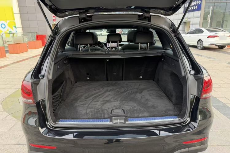 Used Mercedes-Benz GLC 2021 GLC 300 L 4MATIC Dynamic Model Trunk