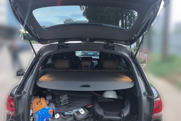 Used Mercedes-Benz GLC 2021 GLC 260 L 4MATIC Dynamic Edition Trunk