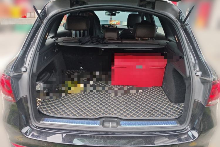 Used Mercedes-Benz GLC 2021 GLC 260 L 4MATIC Luxury Model Trunk