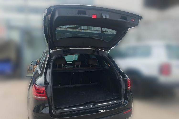 Used Mercedes-Benz GLC 2021 GLC 260 L 4MATIC Dynamic Edition Trunk