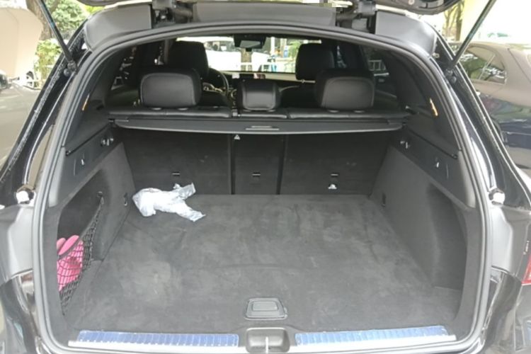 Used Mercedes-Benz GLC 2021 GLC 300 L 4MATIC Luxury Model Trunk