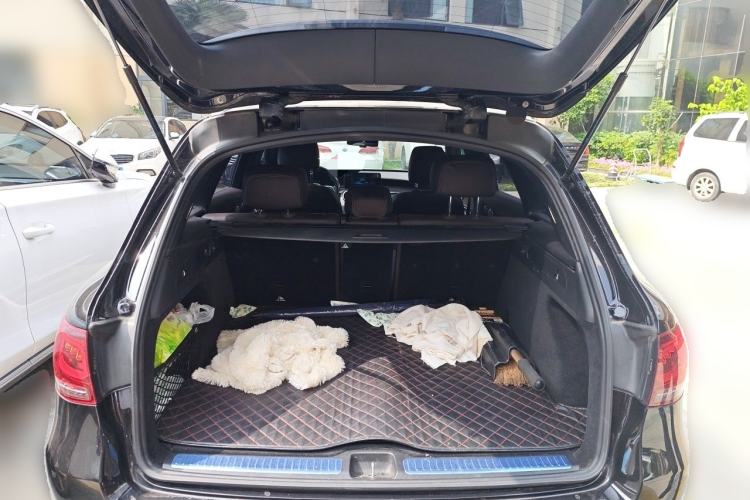 Used Mercedes-Benz GLC 2021 GLC 300 L 4MATIC Dynamic Model Trunk