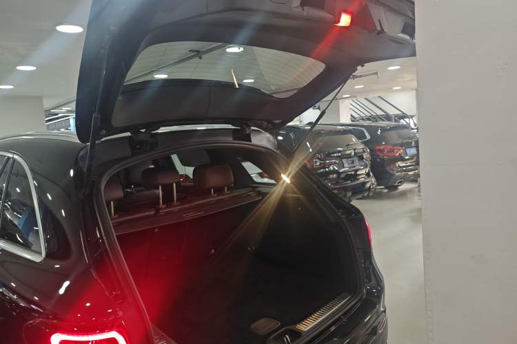 Used Mercedes-Benz GLC 2021 GLC 260 L 4MATIC Dynamic Edition Trunk