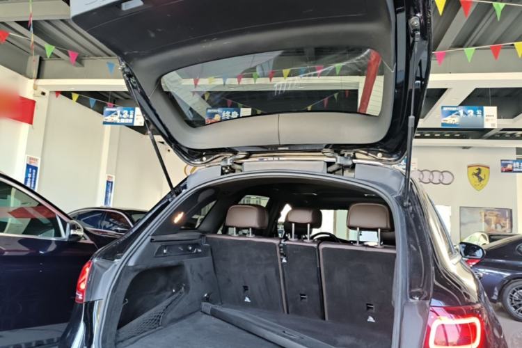 Used Mercedes-Benz GLC 2021 GLC 260 L 4MATIC Luxury Model Trunk