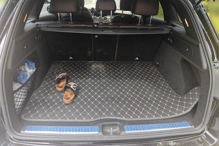 Used Mercedes-Benz GLC 2021 GLC 260 L 4MATIC Luxury Model Trunk