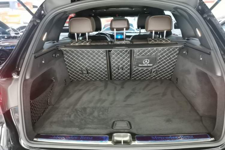 Used Mercedes-Benz GLC 2021 GLC 300 L 4MATIC Dynamic Model Trunk