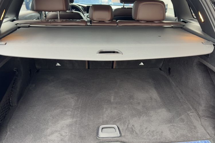 Used Mercedes-Benz GLC 2021 GLC 260 L 4MATIC Luxury Model Trunk