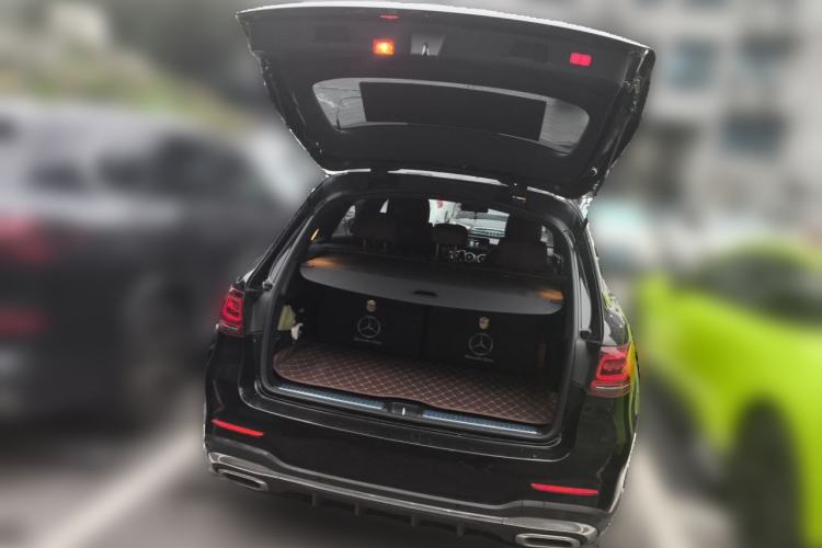 Used Mercedes-Benz GLC 2021 GLC 260 L 4MATIC Luxury Model Trunk
