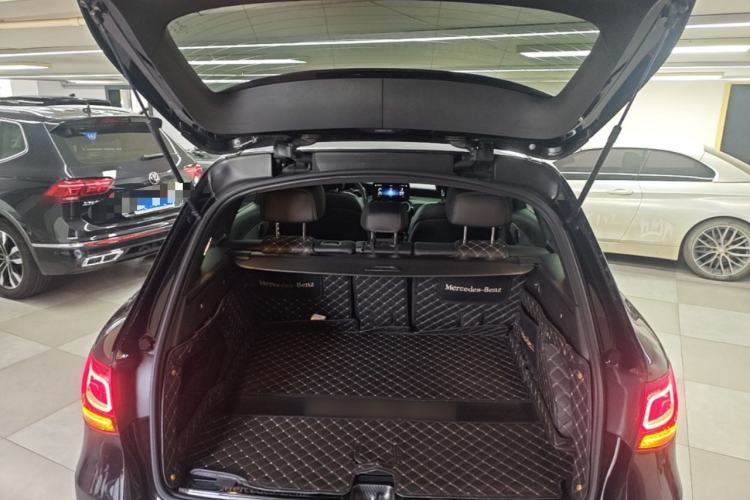 Used Mercedes-Benz GLC 2021 GLC 260 L 4MATIC Dynamic Edition Trunk