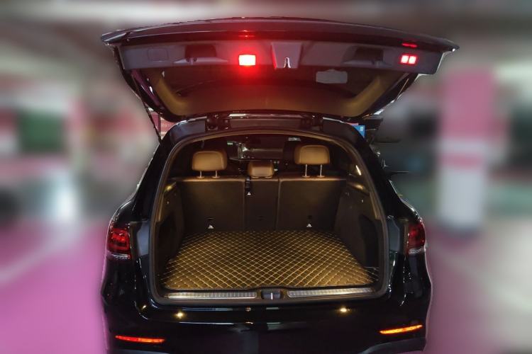 Used Mercedes-Benz GLC 2021 GLC 260 L 4MATIC Luxury Model Trunk