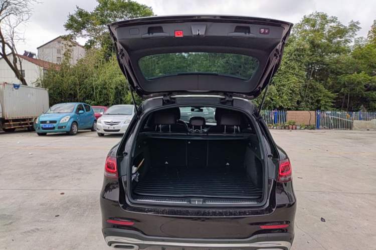 Used Mercedes-Benz GLC 2021 GLC 260 L 4MATIC Luxury Model Trunk