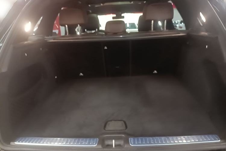 Used Mercedes-Benz GLC 2021 GLC 260 L 4MATIC Dynamic Edition Trunk