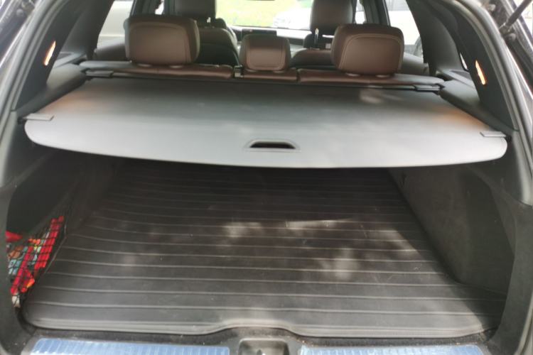 Used Mercedes-Benz GLC 2021 GLC 260 L 4MATIC Luxury Model Trunk
