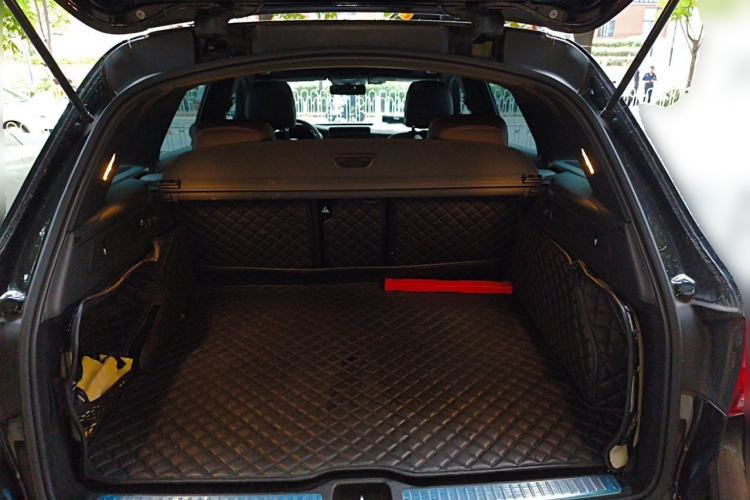 Used Mercedes-Benz GLC 2021 GLC 300 L 4MATIC Dynamic Model Trunk