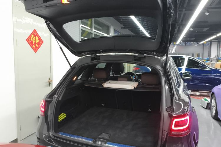 Used Mercedes-Benz GLC 2021 GLC 260 L 4MATIC Luxury Model Trunk