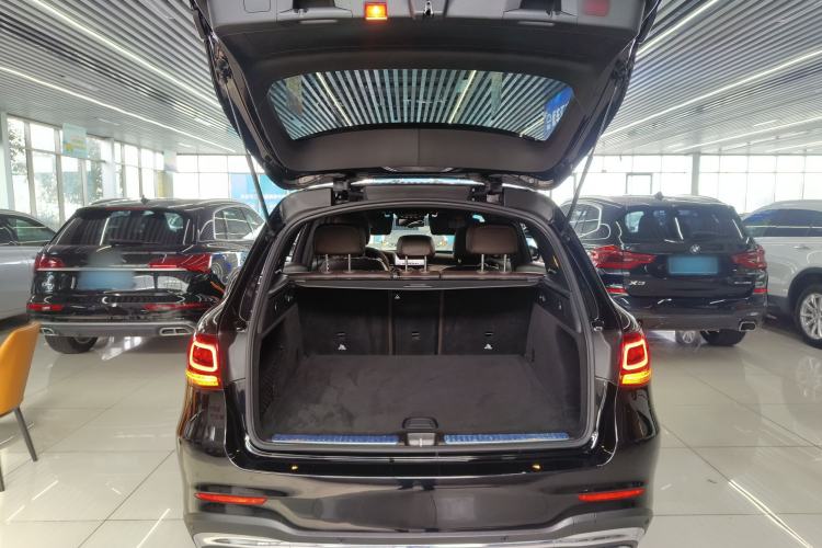 Used Mercedes-Benz GLC 2021 GLC 300 L 4MATIC Dynamic Model Trunk