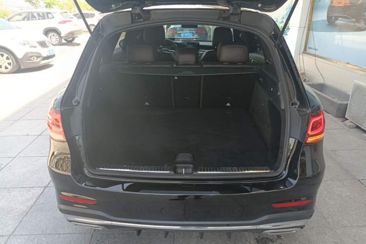 Used Mercedes-Benz GLC 2021 GLC 300 L 4MATIC Dynamic Model Trunk