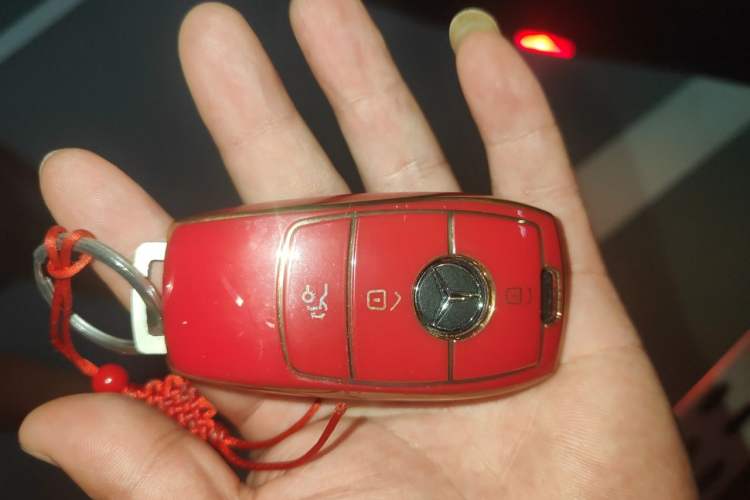 Used Mercedes-Benz GLC 2021 GLC 300 L 4MATIC Dynamic Model Vehicle Key