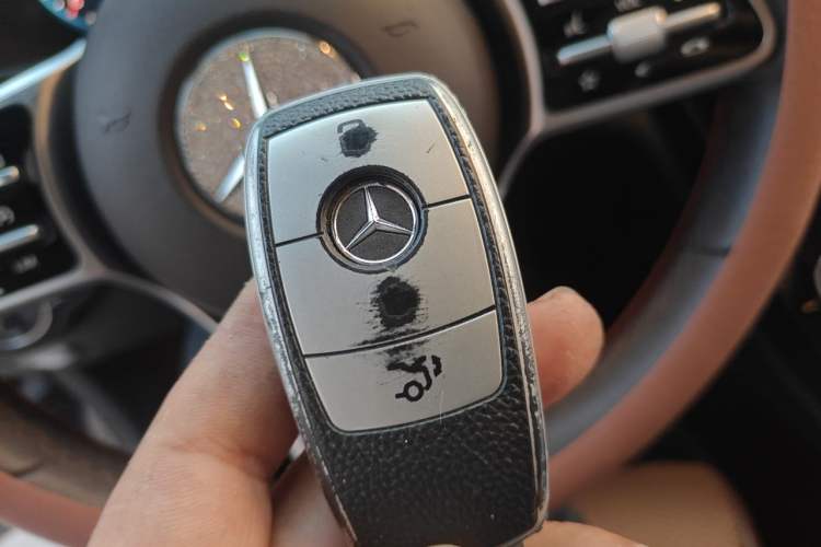 Used Mercedes-Benz GLC 2021 GLC 260 L 4MATIC Dynamic Edition Vehicle Key