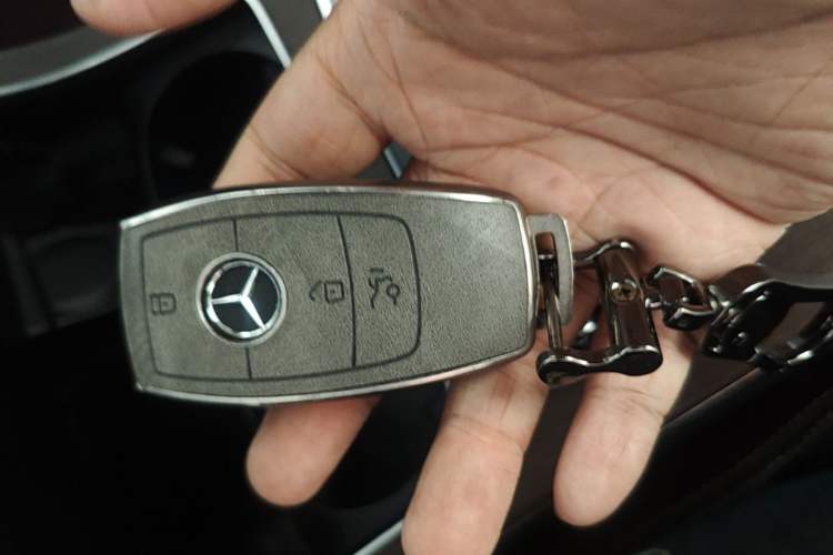 Used Mercedes-Benz GLC 2021 GLC 300 L 4MATIC Dynamic Model Vehicle Key