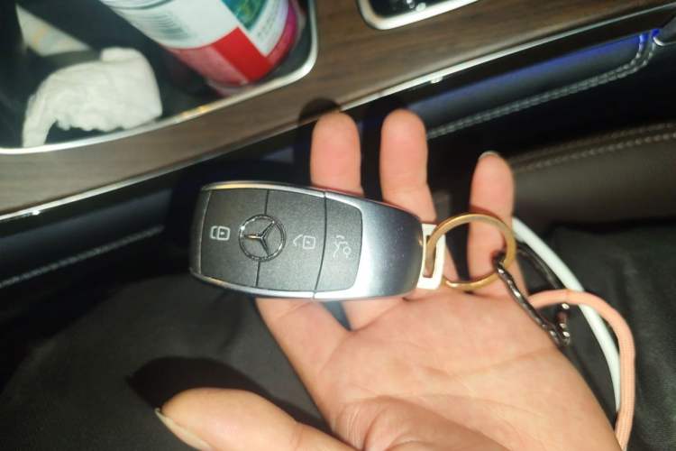 Used Mercedes-Benz GLC 2021 GLC 300 L 4MATIC Dynamic Model Vehicle Key