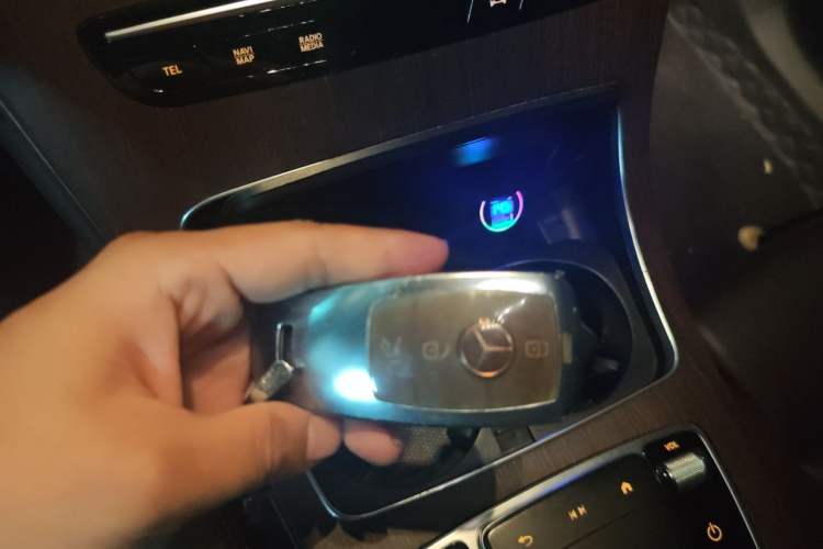 Used Mercedes-Benz GLC 2021 GLC 300 L 4MATIC Dynamic Model Vehicle Key