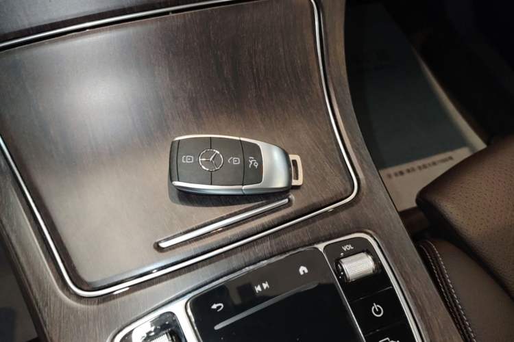Used Mercedes-Benz GLC 2021 GLC 260 L 4MATIC Dynamic Edition Vehicle Key
