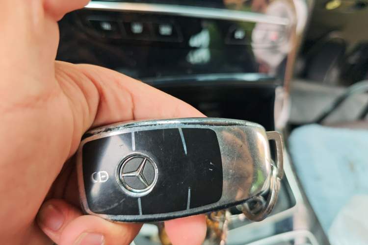 Used Mercedes-Benz GLC 2021 GLC 260 L 4MATIC Dynamic Edition Vehicle Key