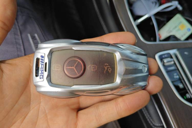 Used Mercedes-Benz GLC 2021 GLC 300 L 4MATIC Dynamic Model Vehicle Key