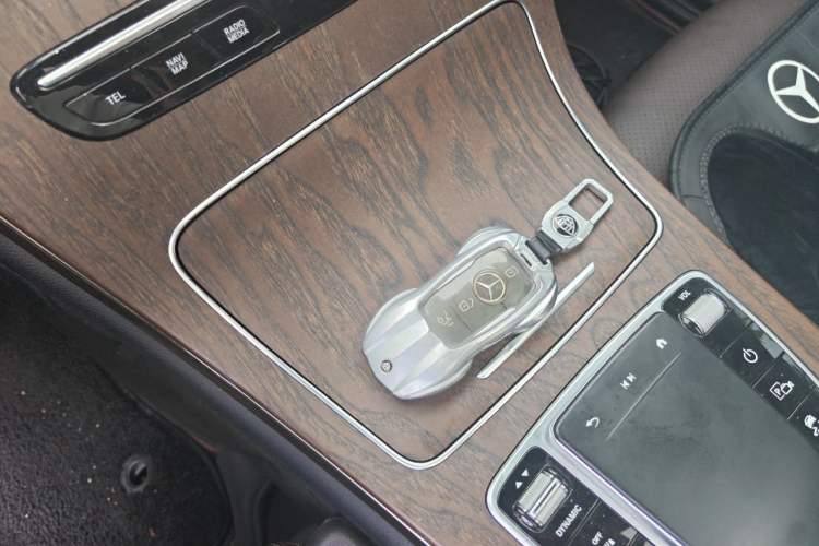 Used Mercedes-Benz GLC 2021 GLC 260 L 4MATIC Luxury Model Vehicle Key