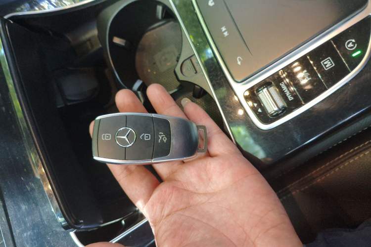 Used Mercedes-Benz GLC 2021 GLC 260 L 4MATIC Dynamic Edition Vehicle Key
