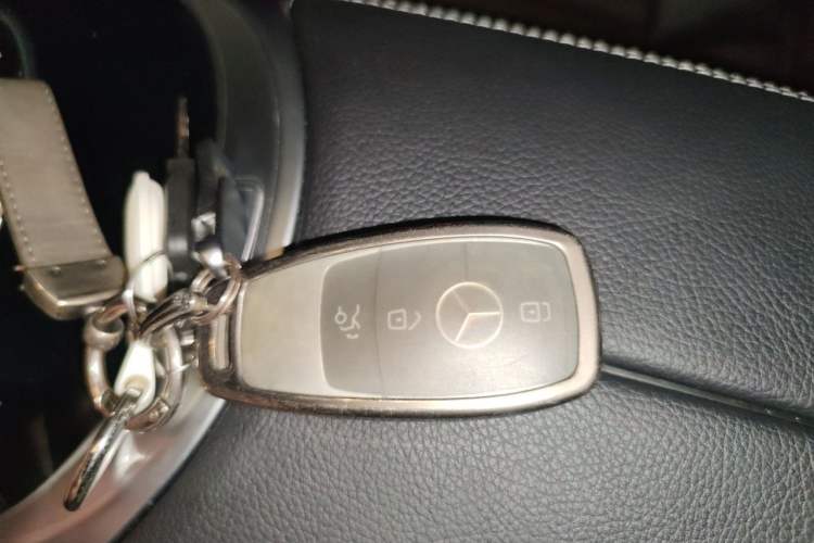 Used Mercedes-Benz GLC 2021 GLC 260 L 4MATIC Dynamic Edition Vehicle Key