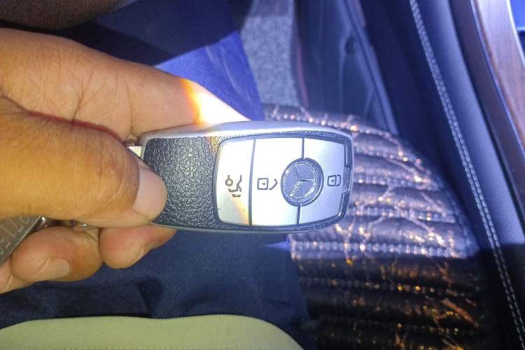 Used Mercedes-Benz GLC 2021 GLC 300 L 4MATIC Dynamic Model Vehicle Key