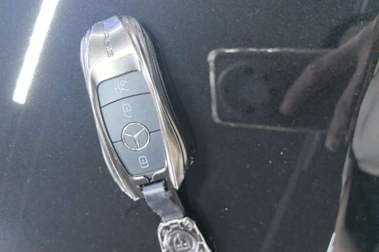 Used Mercedes-Benz GLC 2021 GLC 260 L 4MATIC Dynamic Edition Vehicle Key