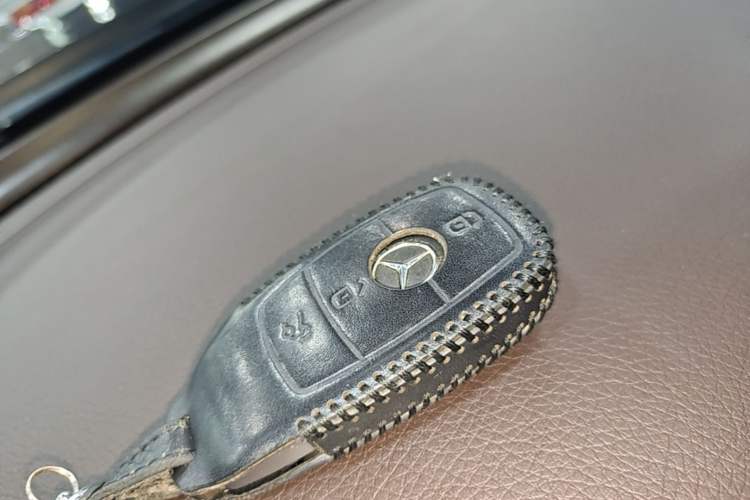Used Mercedes-Benz GLC 2021 GLC 300 L 4MATIC Dynamic Model Vehicle Key