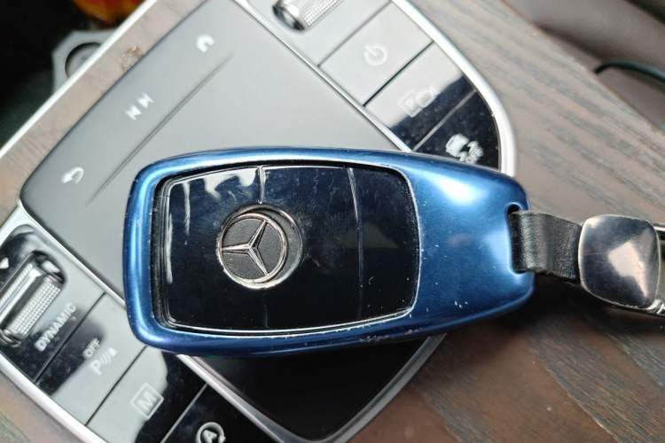 Used Mercedes-Benz GLC 2021 GLC 260 L 4MATIC Luxury Model Vehicle Key