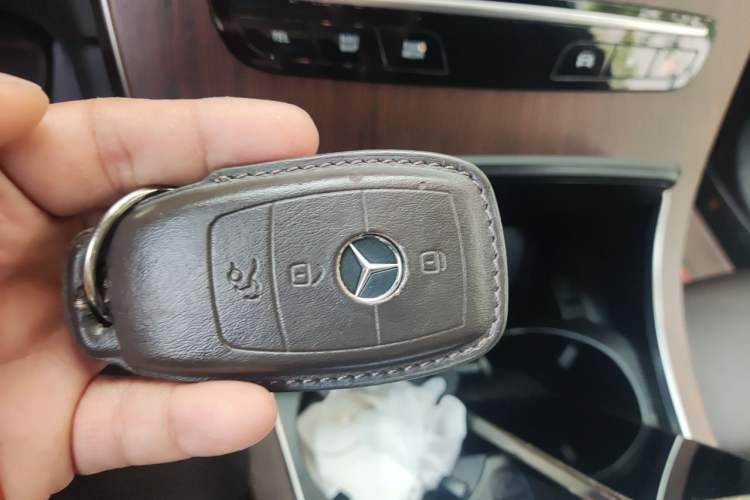 Used Mercedes-Benz GLC 2021 GLC 300 L 4MATIC Dynamic Model Vehicle Key