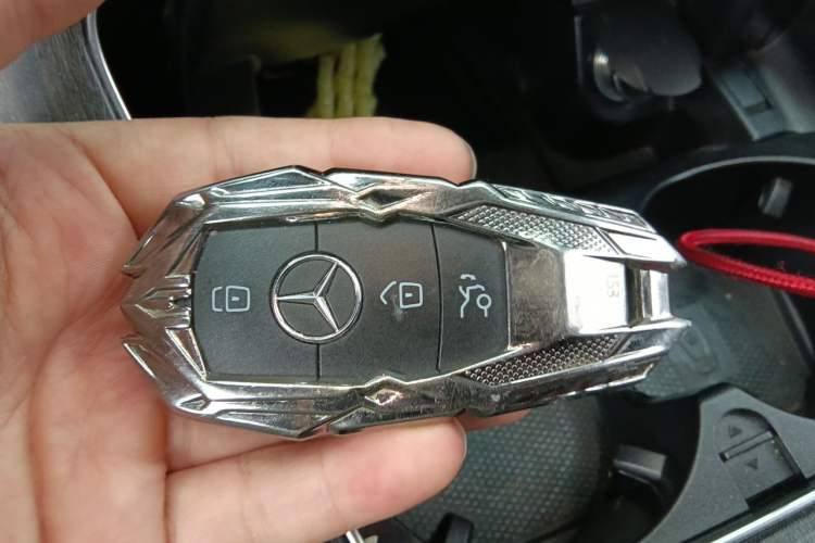 Used Mercedes-Benz GLC 2021 GLC 260 L 4MATIC Dynamic Edition Vehicle Key