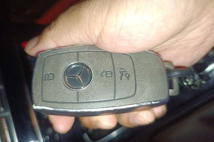 Used Mercedes-Benz GLC 2021 GLC 260 L 4MATIC Dynamic Edition Vehicle Key