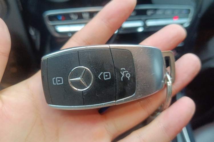 Used Mercedes-Benz GLC 2021 GLC 260 L 4MATIC Dynamic Edition Vehicle Key