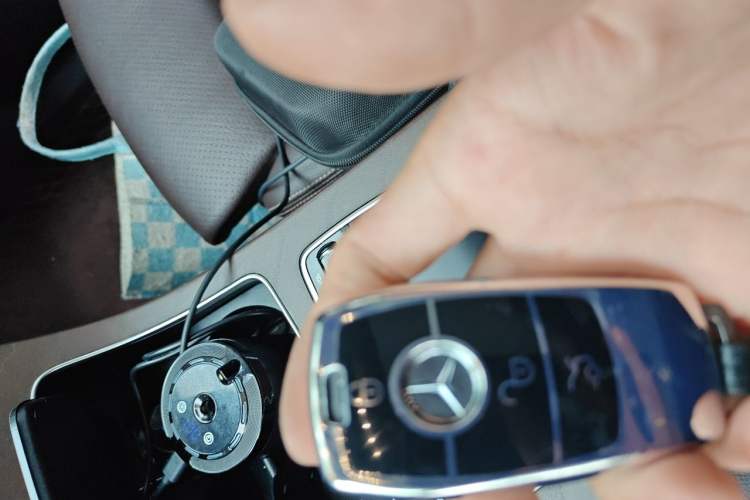 Used Mercedes-Benz GLC 2021 GLC 260 L 4MATIC Luxury Model Vehicle Key