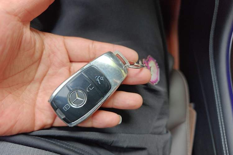 Used Mercedes-Benz GLC 2021 GLC 300 L 4MATIC Dynamic Model Vehicle Key