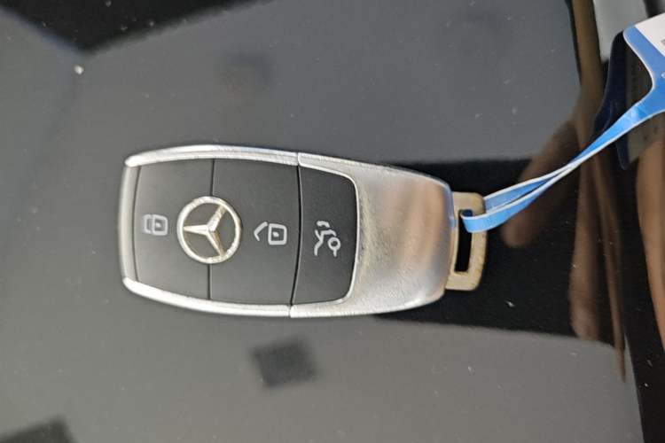 Used Mercedes-Benz GLC 2021 GLC 260 L 4MATIC Dynamic Edition Vehicle Key