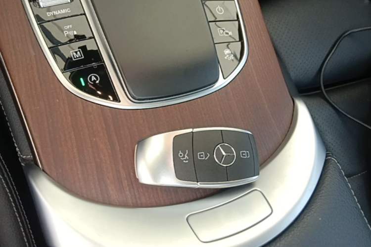 Used Mercedes-Benz GLC 2021 GLC 300 L 4MATIC Luxury Model Vehicle Key