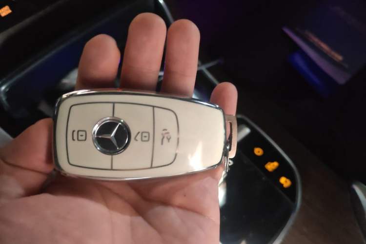 Used Mercedes-Benz GLC 2021 GLC 300 L 4MATIC Dynamic Model Vehicle Key