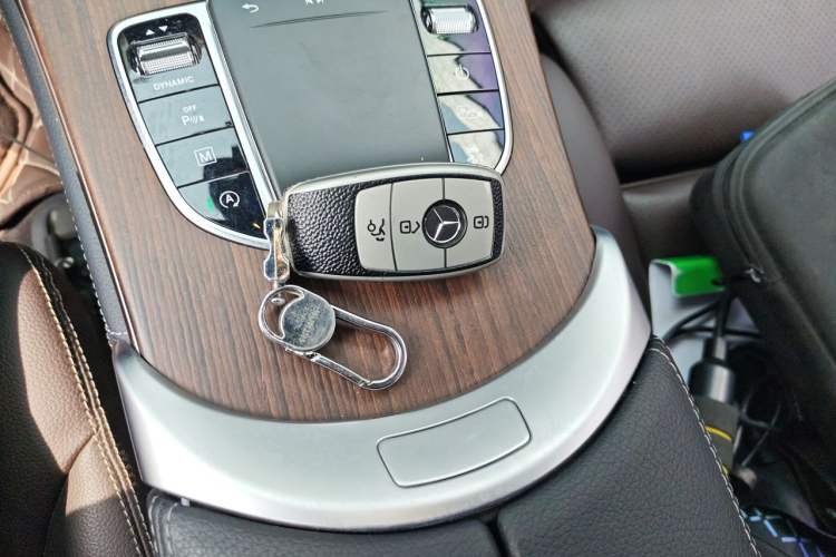 Used Mercedes-Benz GLC 2021 GLC 300 L 4MATIC Dynamic Model Vehicle Key